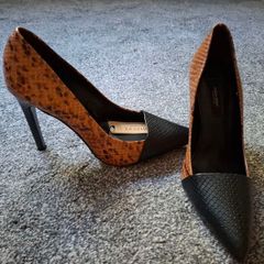Zara Heels Size 4