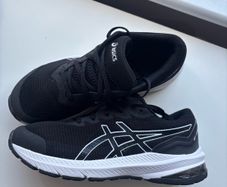 Asics Gt1000