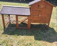 hen house/ rabbit hutch