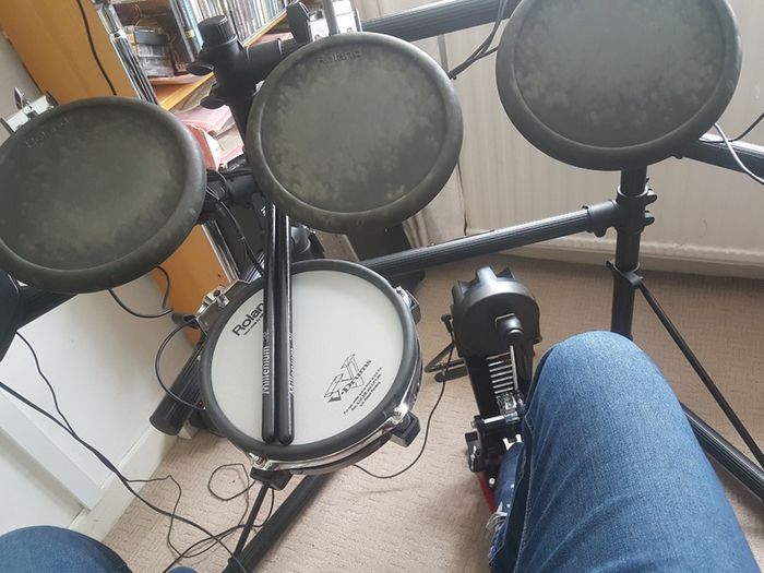 Roland TD-6 V-Drums Electronic Drum Kit