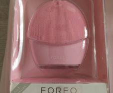 Pink Foreo luna 3 - Smart facial cleansing & firming massage