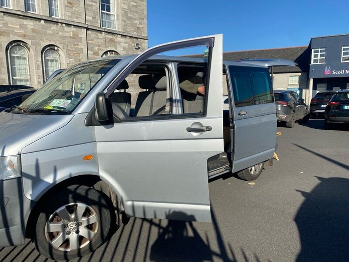VW 2006 Caravelle