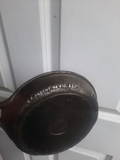 1932 Holcroft sauce pan