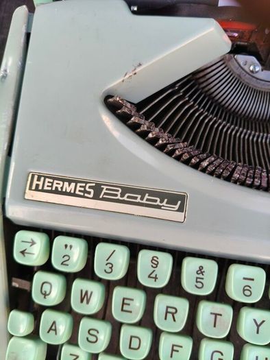 Hermes Baby Vintage Typewriter