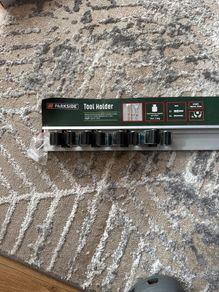 Tool holder