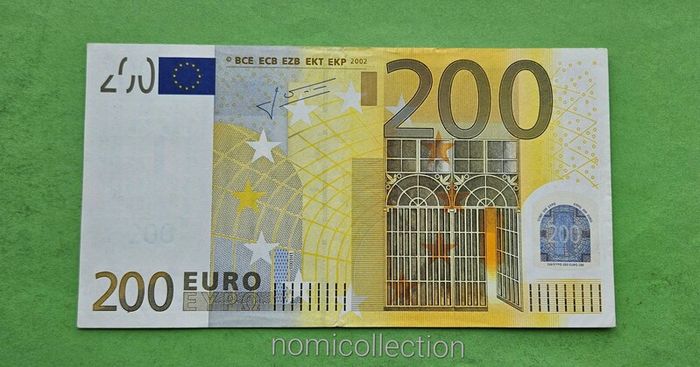 Germany 2002 year 200 Euro banknote.