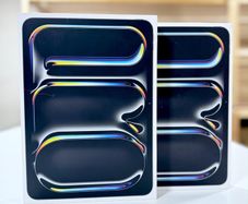 iPad Pro 13-inch,256GB (M5 2025) WiFi+ Cellular (IRISH STOCK) Brand New Sealed 1 year Apple warranty RECEIPT