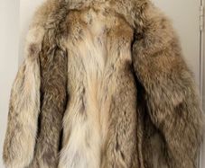 Vintage Fur Coat - Wolf - mid length