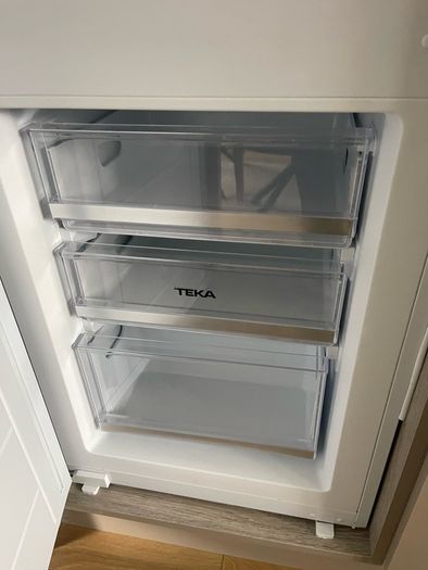 TEKA Integrated 70/30 Fridge Freezer RBF43321FI
