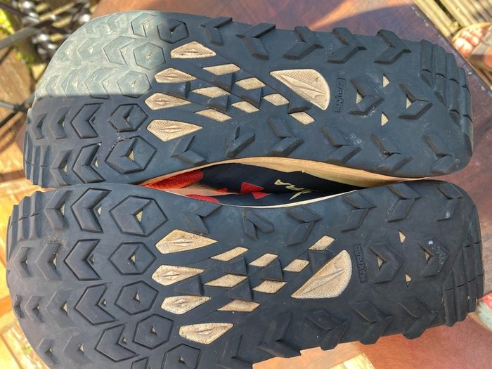 Altra 6 lone peak size 7.5