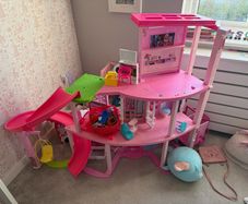 doll house