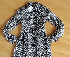 New Black and white Mac coat