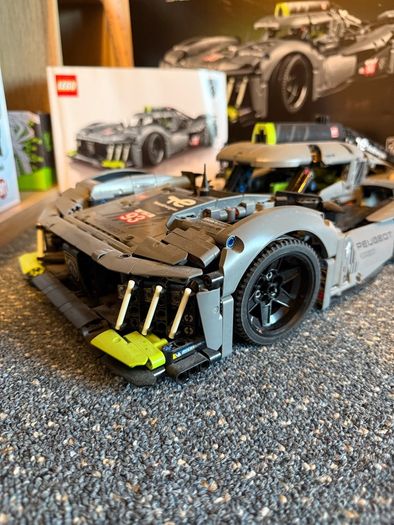 Lego Technic Peugeot 9X8 42156 - Original Box and Manual