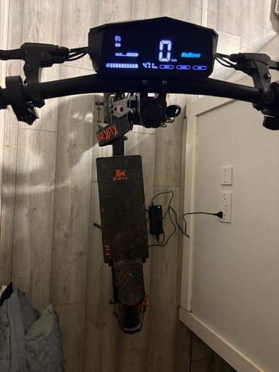 Kuugo Kirin G4 Electric Scooter