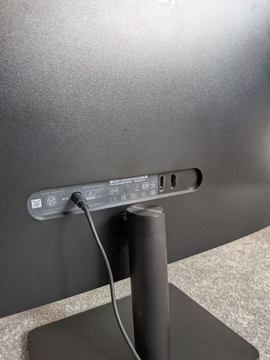 Huawei 24" monitor excellent condition