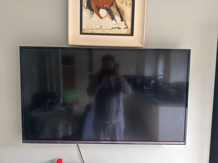 Panasonic 32' TV