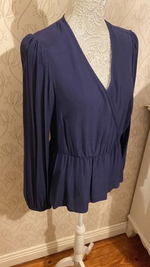 Top Navy M&S  new
