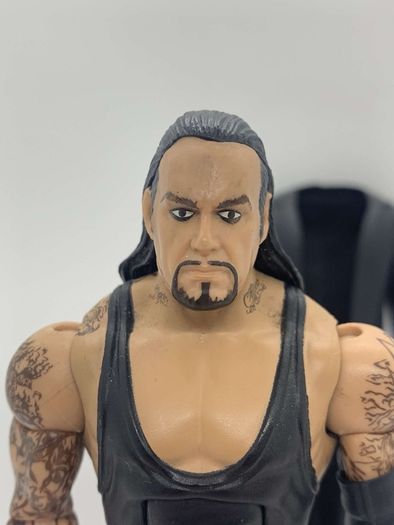 wwe elite series 1 The Undertaker action figure