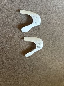 Shoe crease protectors (white)