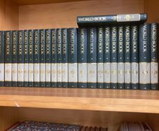 Full set 1989 encyclopaedia set free postage