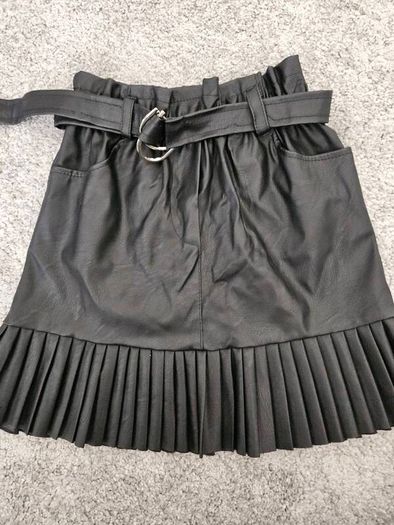 Zara faux leather pleated mini skirt