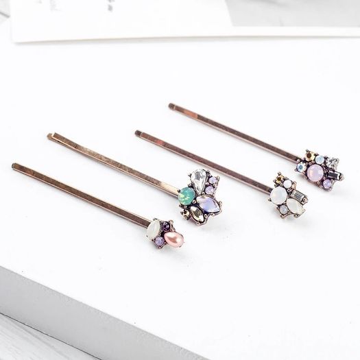 Set of 4 Hair Accessories Bobby Pins