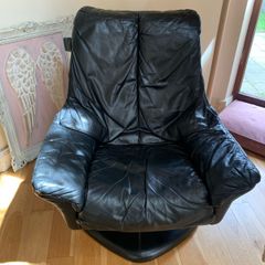 Large Leather swivel  chair