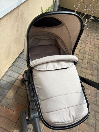 Travel system New