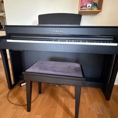 piano Yamaha CLP-635