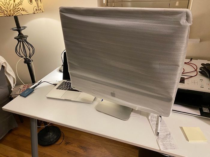 Apple iMac, 24" Desktop Computer