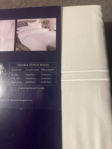 Duvet set Bailey &cole brand new- 1000 thread count!!