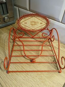 Red Vintage Weight Napkin Holder