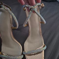 Womens shoes