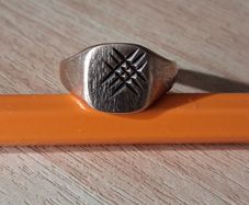 Gold ring