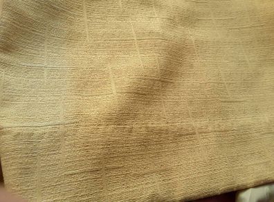 small curtain