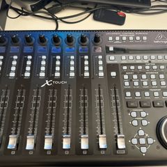 Behringer X-Touch DAW Controller