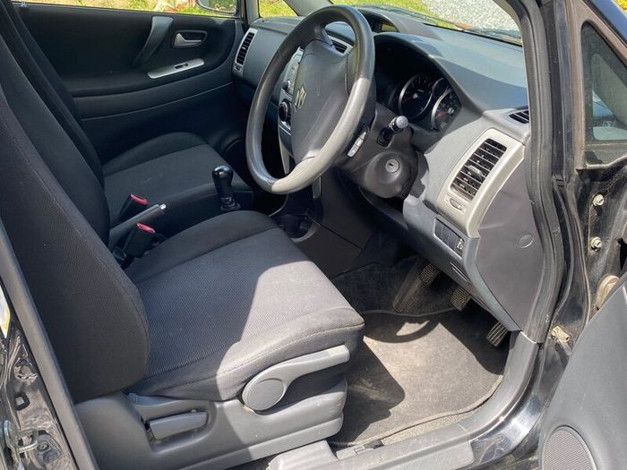 Suzuki Liana 2004