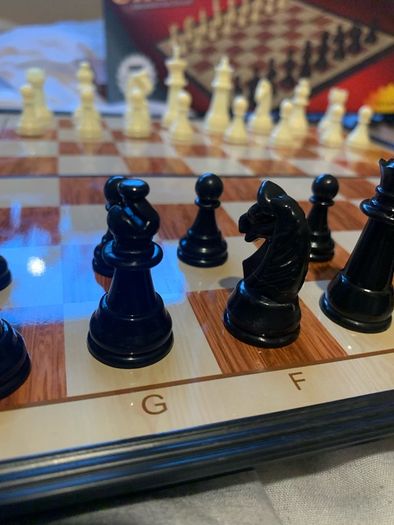 Boxed Magnetic foldable Chess set