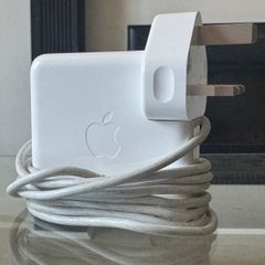 Official Apple 61W USB-C Mac Charger