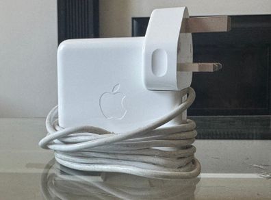 Official Apple 61W USB-C Mac Charger