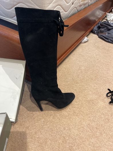 leather boots