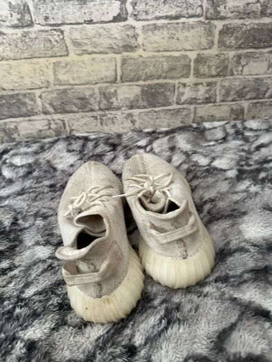 yeezys