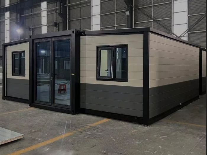 House- Container House