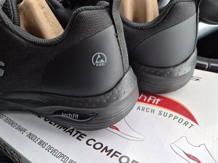 Skechers Work Arch Fit Steel Toe Safety Trainers - Brand New