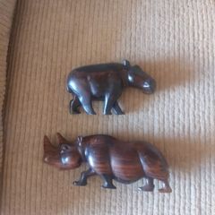wooden animal ornaments