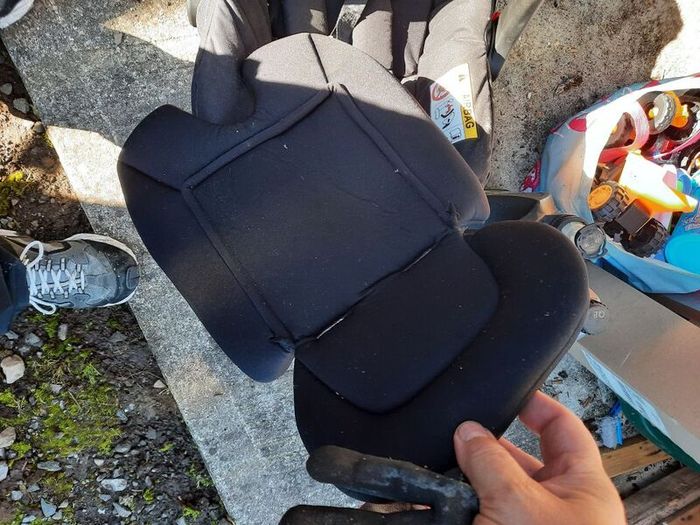 baby elegance  car seat with base
