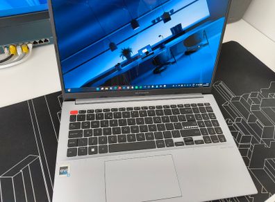 ASUS Vivobook S 15 Laptop - Intel Core i5 12th gen