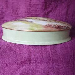 Vintage jewellery box