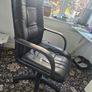 Office chair and desk Image 5