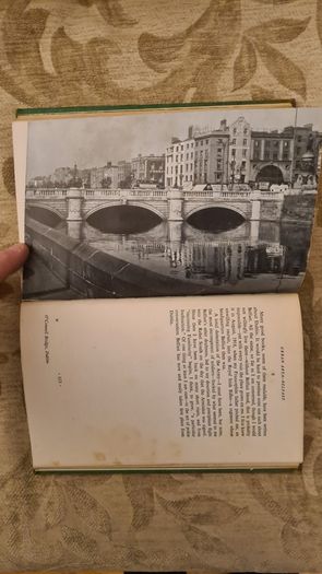 The Emerald Isle. By Geoffrey Taylor. Published By Evan Brothers Limited. First Edition. Hardback In Good Condition. 1952. 32.